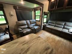 2019 Jayco North Point 377RLBH, $ 67,300