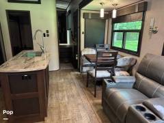 2019 Jayco North Point 377RLBH, $ 67,300