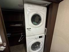 2019 Jayco North Point 377RLBH, $ 67,300