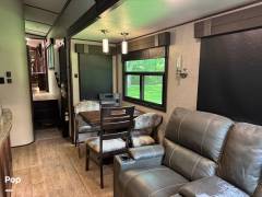 2019 Jayco North Point 377RLBH, $ 67,300