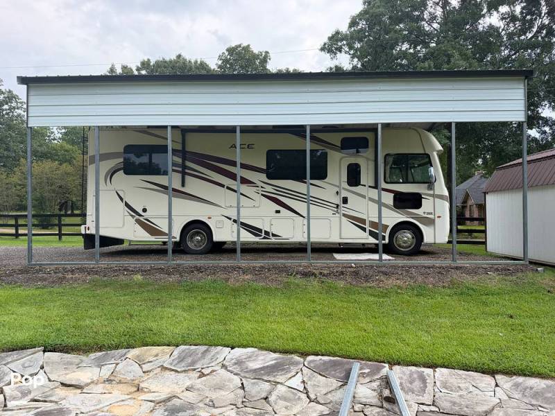 2019 Thor Motor Coach A.C.E. 30.4, $ 58,700
