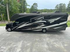 2022 Thor Motor Coach Omni RB34, $ 159,995