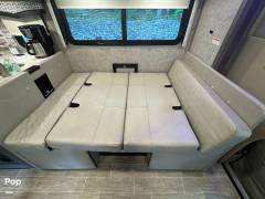 2022 Thor Motor Coach Omni RB34, $ 159,995