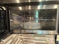 2022 Thor Motor Coach Omni RB34, $ 159,995