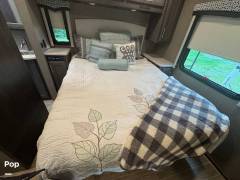 2022 Thor Motor Coach Omni RB34, $ 159,995