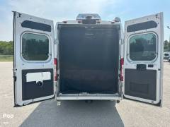 2020 Roadtrek Zion, $ 99,999