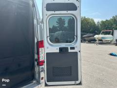 2020 Roadtrek Zion, $ 99,999