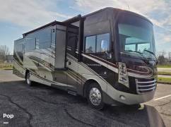 2015 Thor Motor Coach Challenger 37ND, $ 70,000