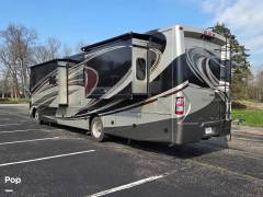 2015 Thor Motor Coach Challenger 37ND, $ 70,000