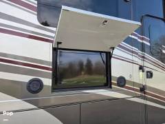 2015 Thor Motor Coach Challenger 37ND, $ 70,000
