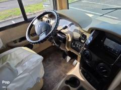 2015 Thor Motor Coach Challenger 37ND, $ 70,000
