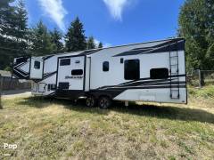 2022 Grand Design Momentum 351MS, $ 77,800