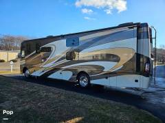 2016 Thor Motor Coach Miramar 34.3, $ 74,000