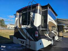 2016 Thor Motor Coach Miramar 34.3, $ 74,000