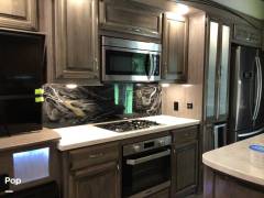 2019 Forest River Cedar Creek Champagne 38EL, $ 56,700
