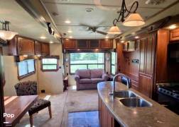 2014 Redwood RV Redwood 38GK, $ 33,900