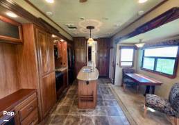 2014 Redwood RV Redwood 38GK, $ 33,900