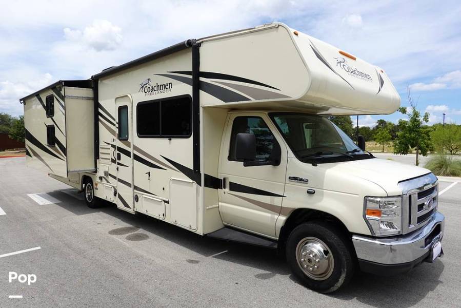 2020 Coachmen Freelander 31BH, $ 49,000