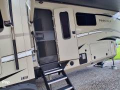 2023 Jayco Pinnacle 36FBTS, $ 60,000