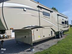 2023 Jayco Pinnacle 36FBTS, $ 60,000