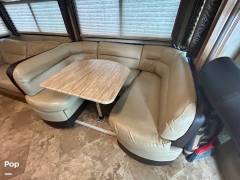 2015 Thor Motor Coach Windsport 34E, $ 42,000