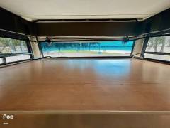 2015 Thor Motor Coach Windsport 34E, $ 42,000