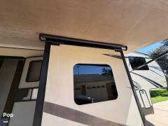 2019 Rockwood Signature 8297S, $ 24,900