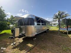 2021 Airstream Flying Cloud 30RB, $ 69,000