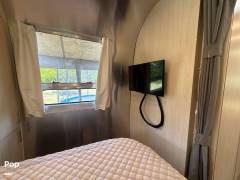 2021 Airstream Flying Cloud 30RB, $ 69,000