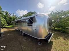 2021 Airstream Flying Cloud 30RB, $ 69,000