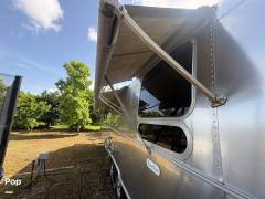 2021 Airstream Flying Cloud 30RB, $ 69,000