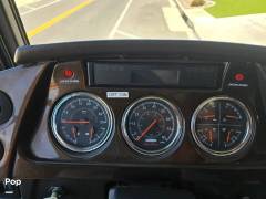 2011 Winnebago Tour 40CD, $ 100,000