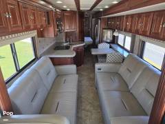 2011 Winnebago Tour 40CD, $ 100,000