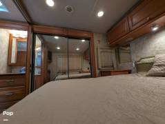 2009 Itasca Meridian 37H, $ 59,900