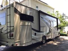 2016 Thor Motor Coach Quantum LF31, $ 39,900