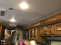 2016 Thor Motor Coach Quantum LF31, $ 39,900