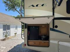2015 Thor Motor Coach A.C.E. 29.3, $ 44,000