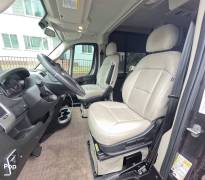 2022 Thor Motor Coach Rize 18M, $ 75,000