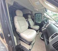 2022 Thor Motor Coach Rize 18M, $ 75,000