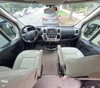 2022 Thor Motor Coach Rize 18M, $ 75,000