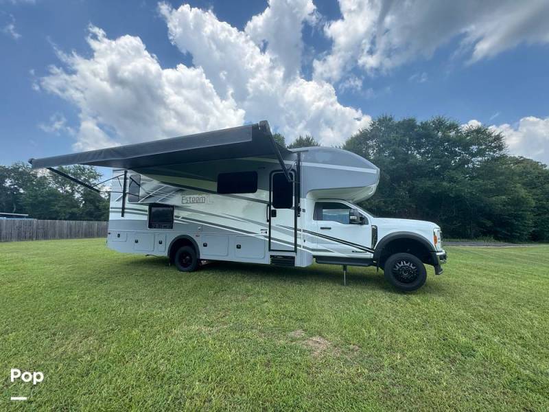 2024 Entegra Coach Esteem XL 32U, $ 167,000