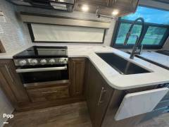 2024 Entegra Coach Esteem XL 32U, $ 167,000