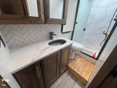 2024 Entegra Coach Esteem XL 32U, $ 167,000