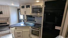 2025 Forest River Puma 32BHQS, $ 48,900