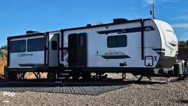 2025 Grand Surveyor 305RLBS, $ 44,950