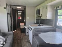 2022 Entegra Coach Odyssey 27U, $ 69,000