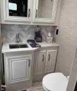 2023 Entegra Coach Accolade 37L, $ 181,500
