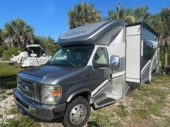 2018 Winnebago Cambria 30J, $ 64,800