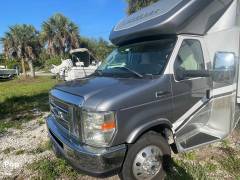 2018 Winnebago Cambria 30J, $ 64,800