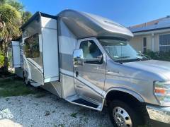 2018 Winnebago Cambria 30J, $ 64,800
